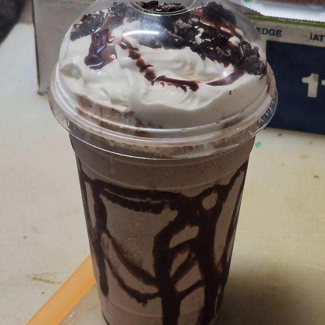 20 oz Chocolate Shake.