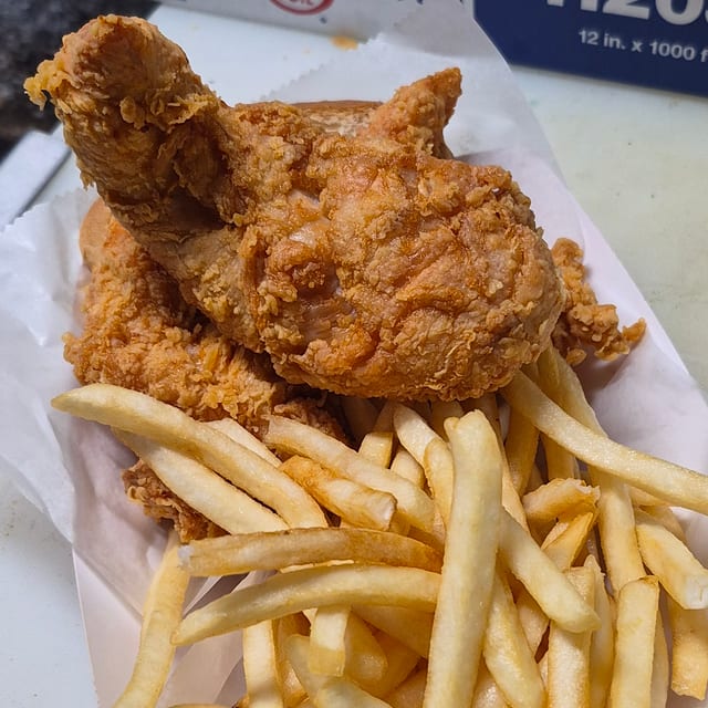 3 Chicken Tenders (Student).